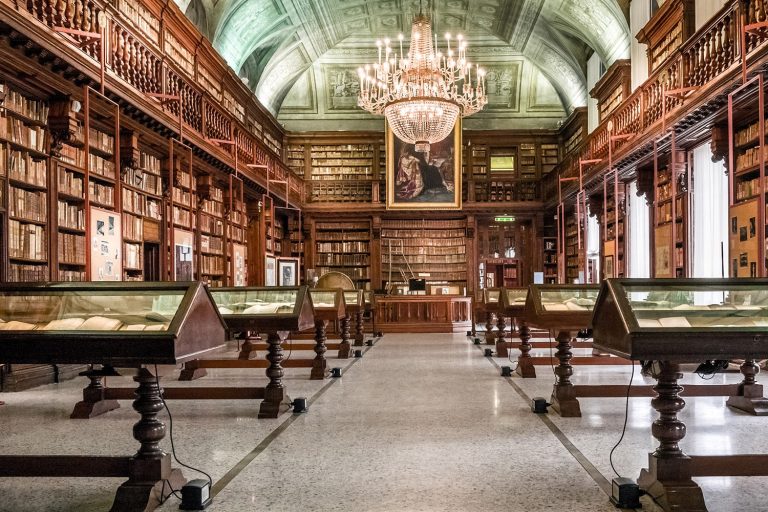 44 curiosità sulle biblioteche storiche